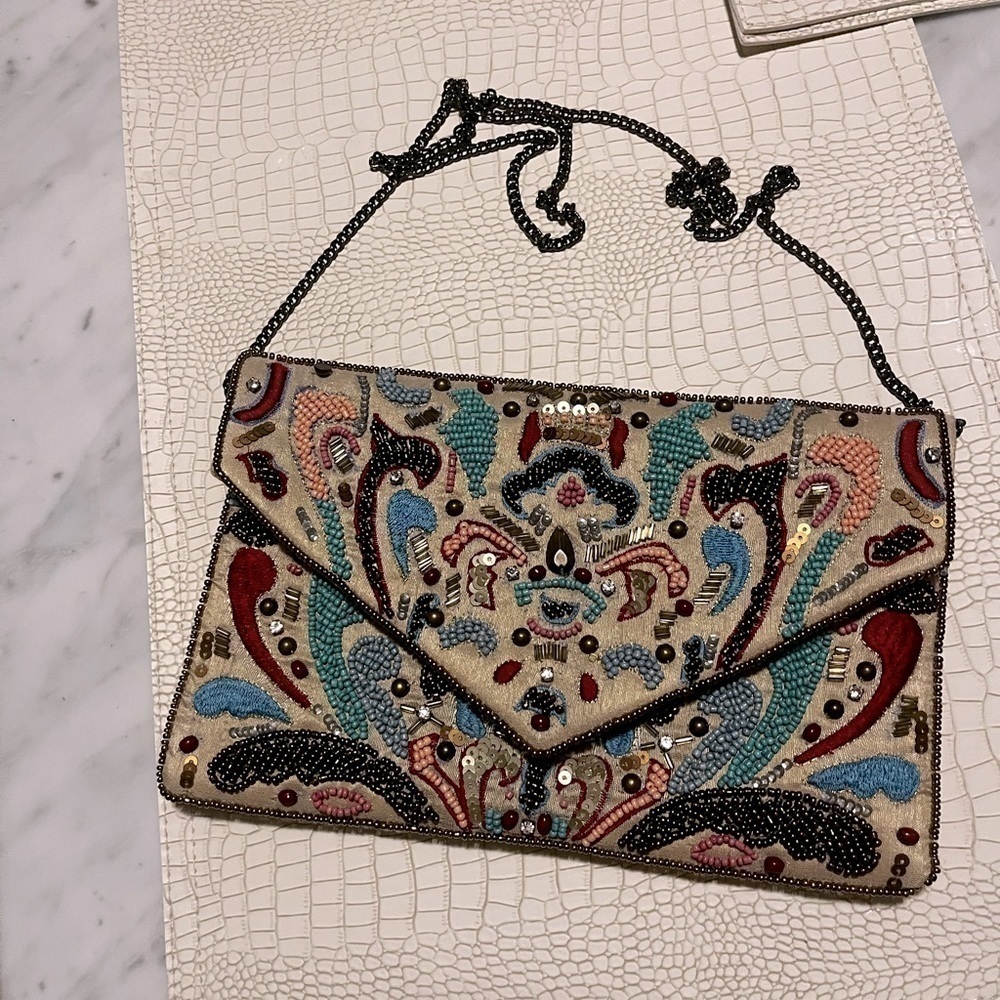 DJULA PARIS BEADED ENVELOPE PURSE WITH CHAIN - Picture 7 of 7